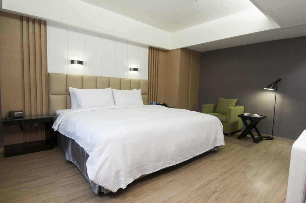 The Cloud Hotel Kaohsiung Exterior foto